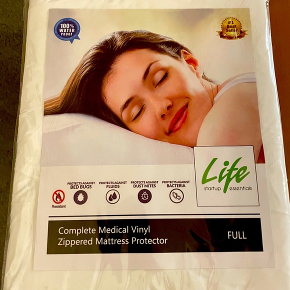 Mattress protector - Picture 1 of 1